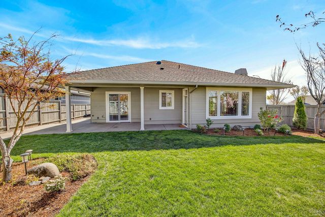 4007 Shamrock Drive, Medford, OR 97504
