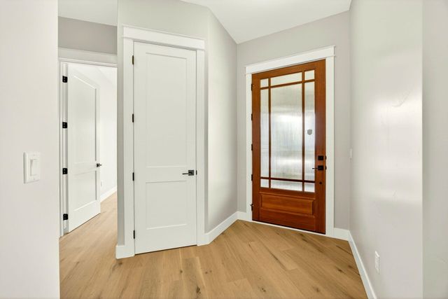 4007 Shamrock Drive, Medford, OR 97504