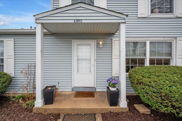 485 James Court C, Glendale Heights, IL 60139