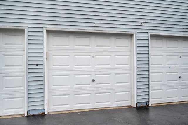 485 James Court C, Glendale Heights, IL 60139