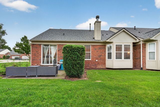 13266 Strandhill Drive, Orland Park, IL 60462