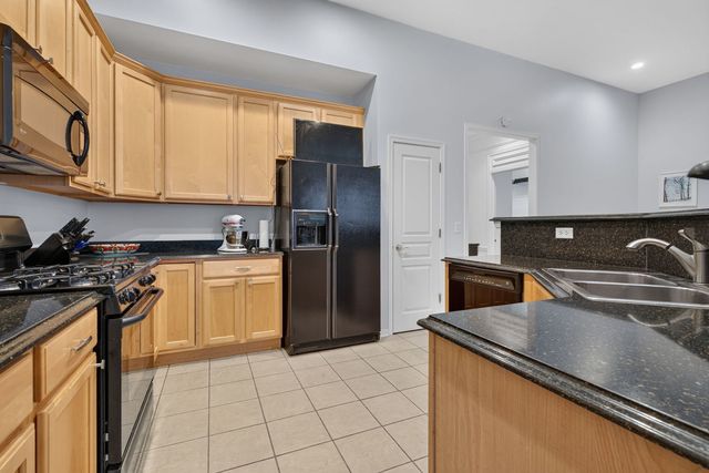 13266 Strandhill Drive, Orland Park, IL 60462