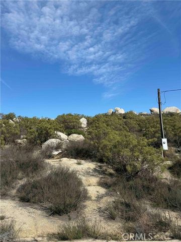 40680 Faure Road, Hemet, CA 92544