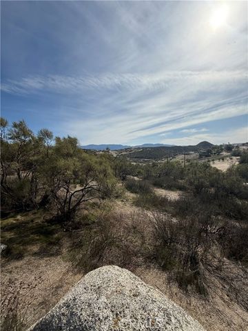 40680 Faure Road, Hemet, CA 92544