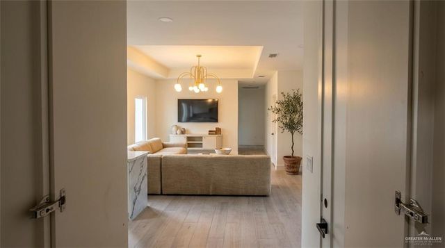 2905 Gumwood Avenue, Mcallen, TX 78501