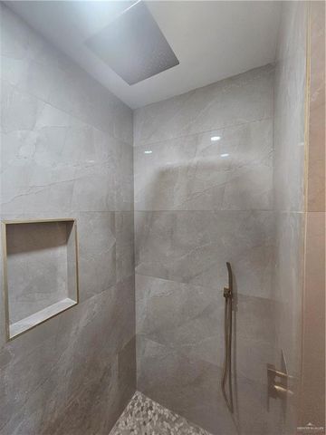 2905 Gumwood Avenue, Mcallen, TX 78501