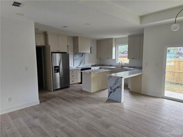 2905 Gumwood Avenue, Mcallen, TX 78501