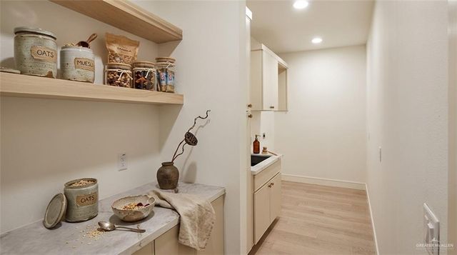 2905 Gumwood Avenue, Mcallen, TX 78501