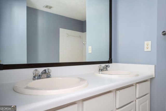2580 Thorngate Way, Acworth, GA 30101
