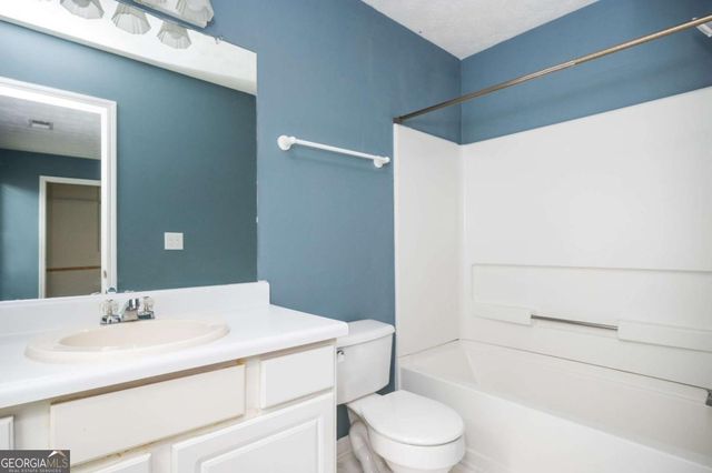 2580 Thorngate Way, Acworth, GA 30101