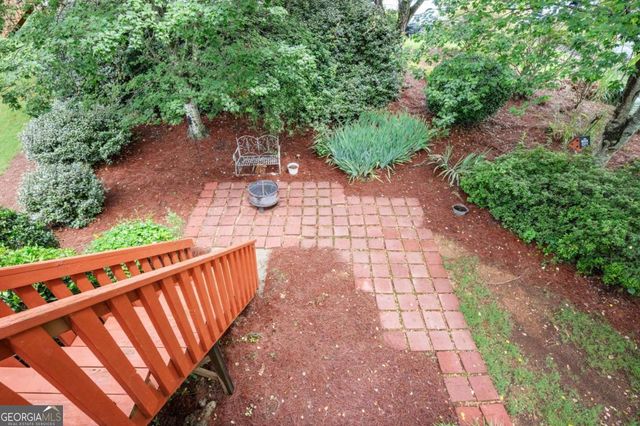 2580 Thorngate Way, Acworth, GA 30101