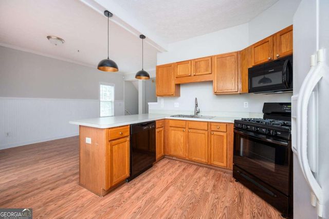2580 Thorngate Way, Acworth, GA 30101