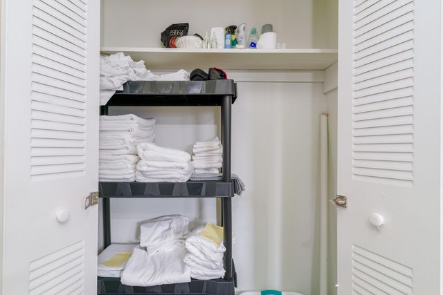 209 W Miracle Strip Parkway, APT B302, Mary Esther, FL 32569