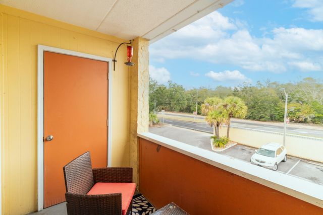 209 W Miracle Strip Parkway, APT B302, Mary Esther, FL 32569