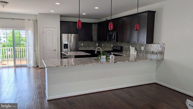7821 TAGGART CT, Elkridge, MD 21075