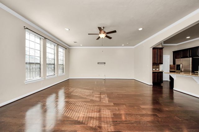 2707 Kings Retreat Circle, Houston, TX 77345