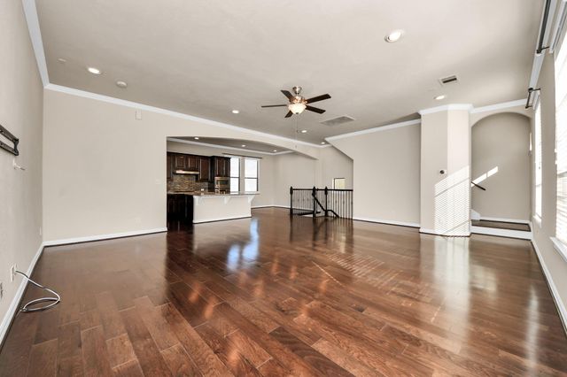 2707 Kings Retreat Circle, Houston, TX 77345