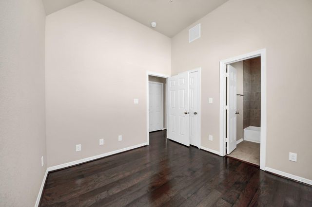 2707 Kings Retreat Circle, Houston, TX 77345