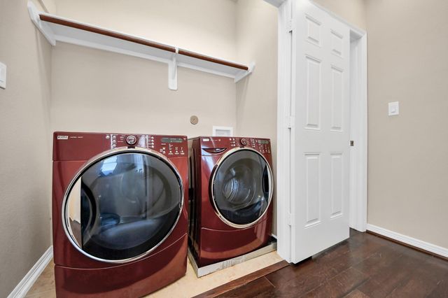 2707 Kings Retreat Circle, Houston, TX 77345