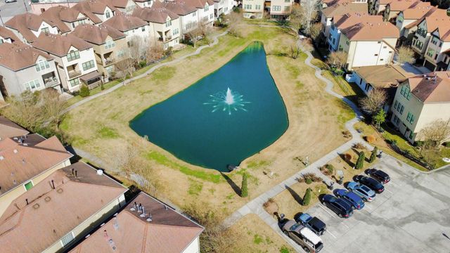 2707 Kings Retreat Circle, Houston, TX 77345