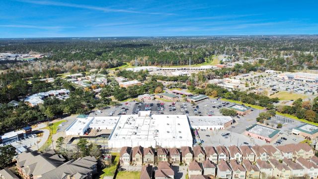 2707 Kings Retreat Circle, Houston, TX 77345