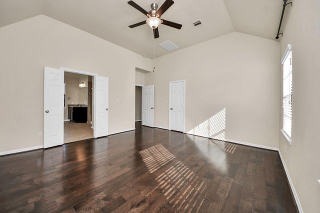 2707 Kings Retreat Circle, Houston, TX 77345