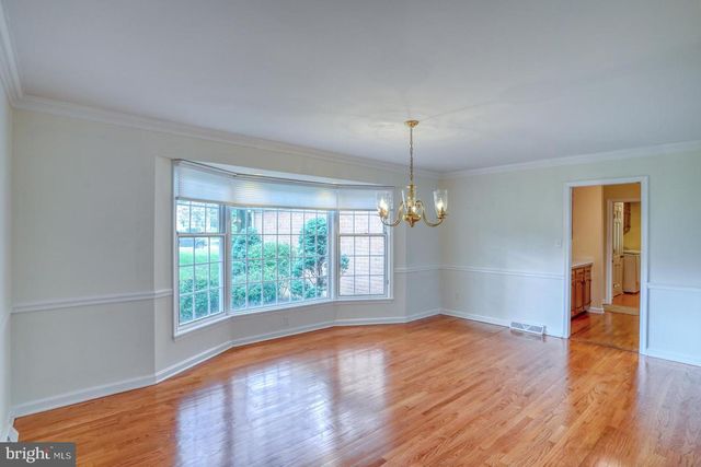 5 STUART DR, Dover, DE 19901