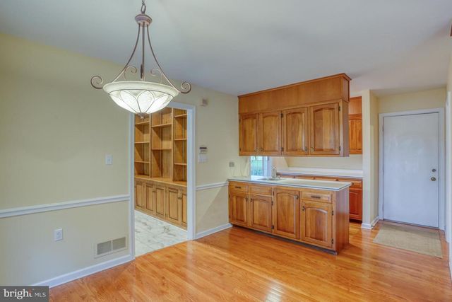 5 STUART DR, Dover, DE 19901
