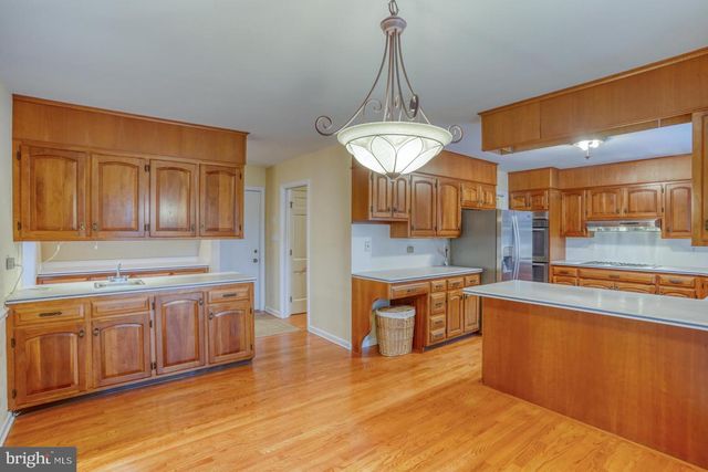 5 STUART DR, Dover, DE 19901