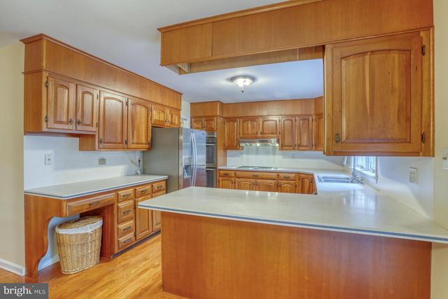 5 STUART DR, Dover, DE 19901