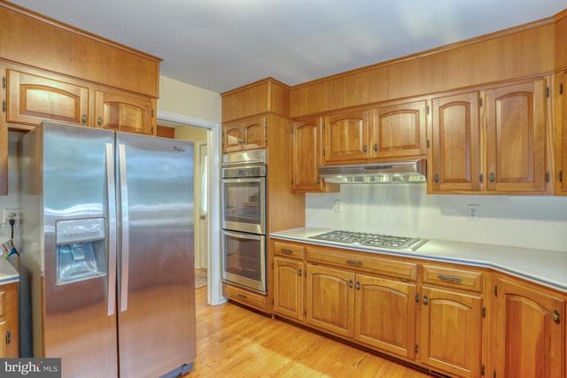5 STUART DR, Dover, DE 19901