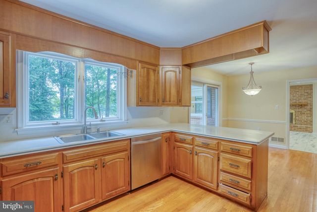 5 STUART DR, Dover, DE 19901