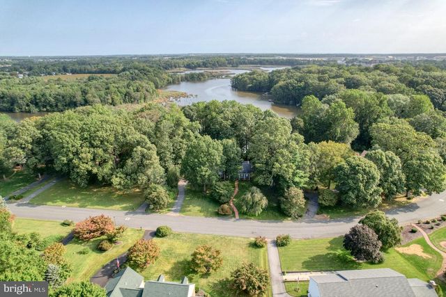 5 STUART DR, Dover, DE 19901