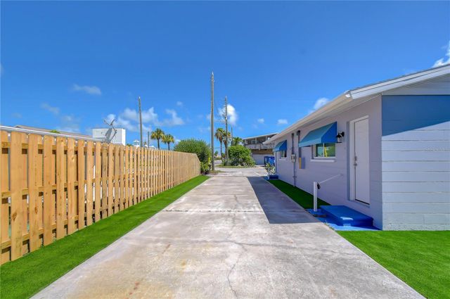 190 73RD AVENUE C, St Pete Beach, FL 33706