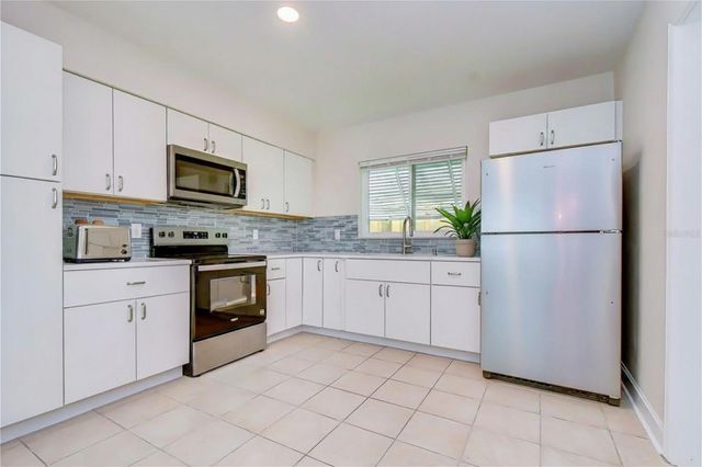 190 73RD AVENUE C, St Pete Beach, FL 33706