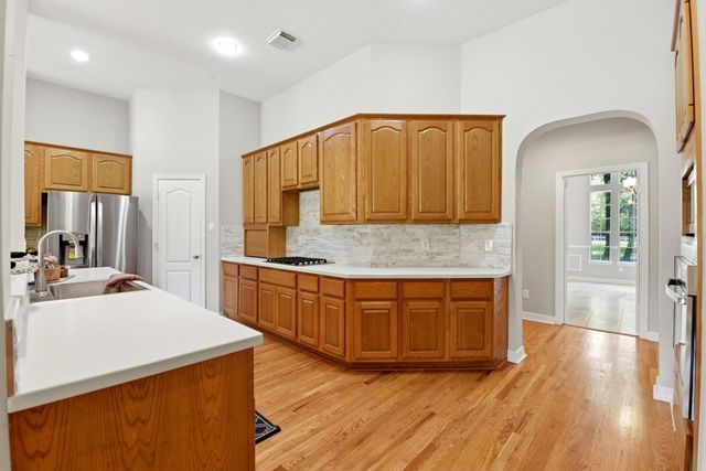 10965 Lake Forest Drive, Conroe, TX 77384