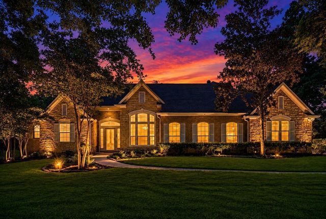 10965 Lake Forest Drive, Conroe, TX 77384
