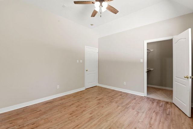 10965 Lake Forest Drive, Conroe, TX 77384