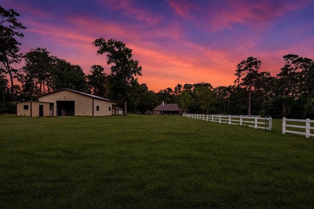 10965 Lake Forest Drive, Conroe, TX 77384