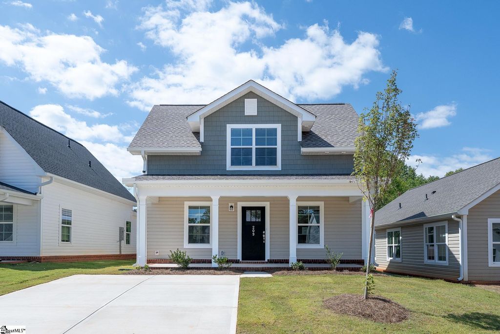 209 Waltham Court, Greenville, SC 29617