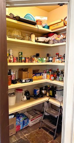 301 SW Beaujolet Street, Bentonville, AR 72712