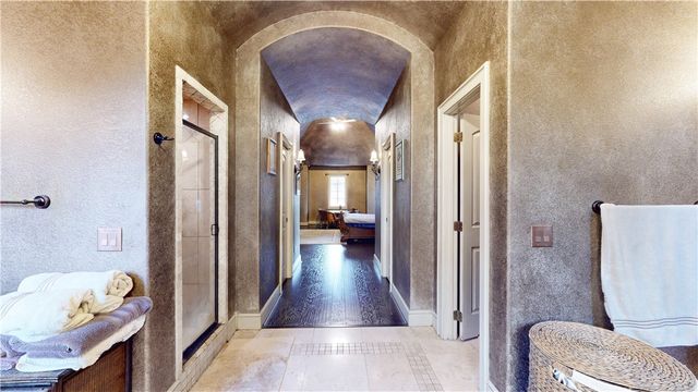 301 SW Beaujolet Street, Bentonville, AR 72712