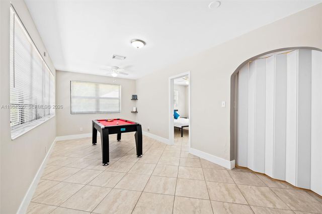 864 NW 16th Terrace, Fort Lauderdale, FL 33311