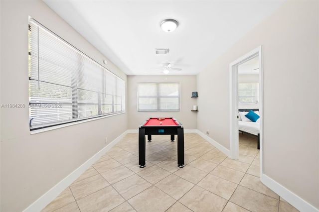 864 NW 16th Terrace, Fort Lauderdale, FL 33311