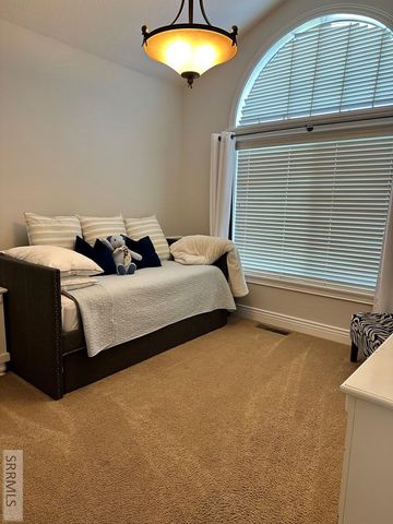 668 Eaglewood Drive, Rexburg, ID 83440