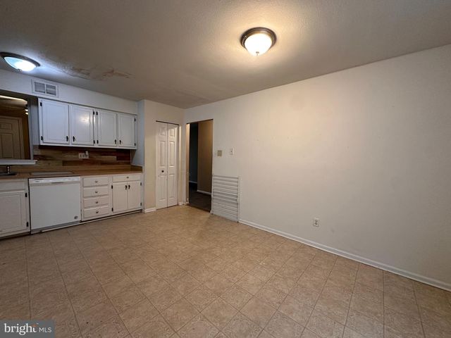341 KIDWELLY CT, Exton, PA 19341