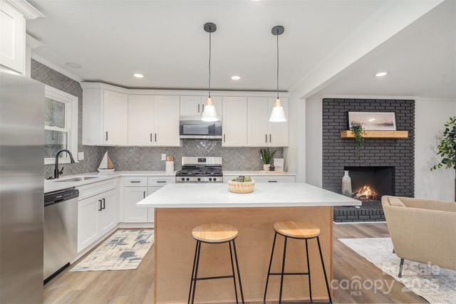 950 Dunlap Roddey Road, Rock Hill, SC 29730