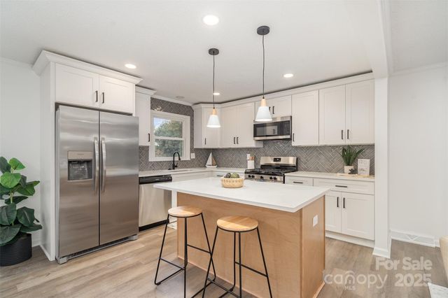 950 Dunlap Roddey Road, Rock Hill, SC 29730