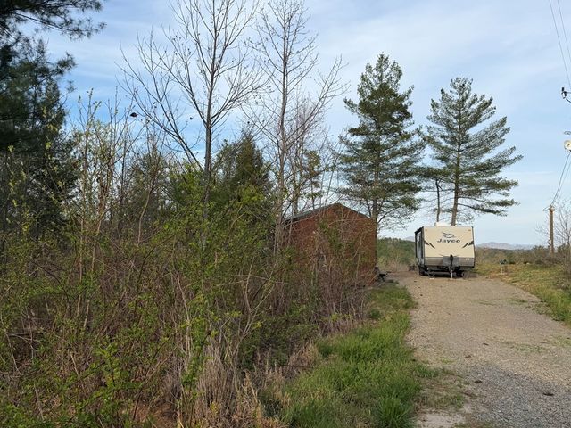 215 Pioneer Estates Road, Murphy, NC 28906