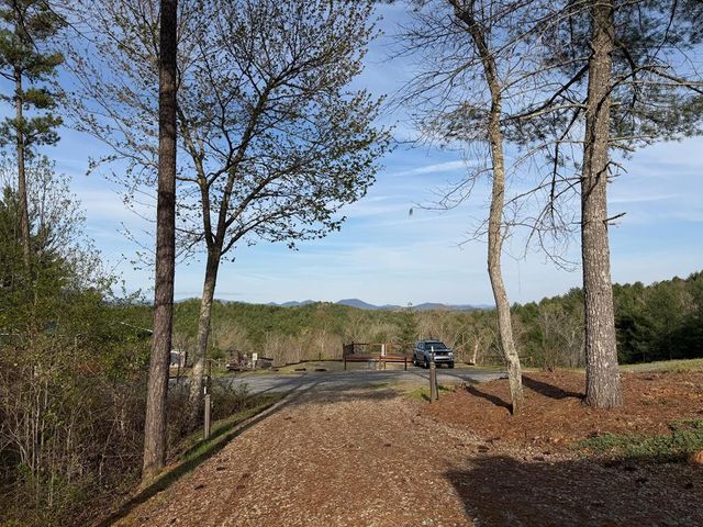 215 Pioneer Estates Road, Murphy, NC 28906